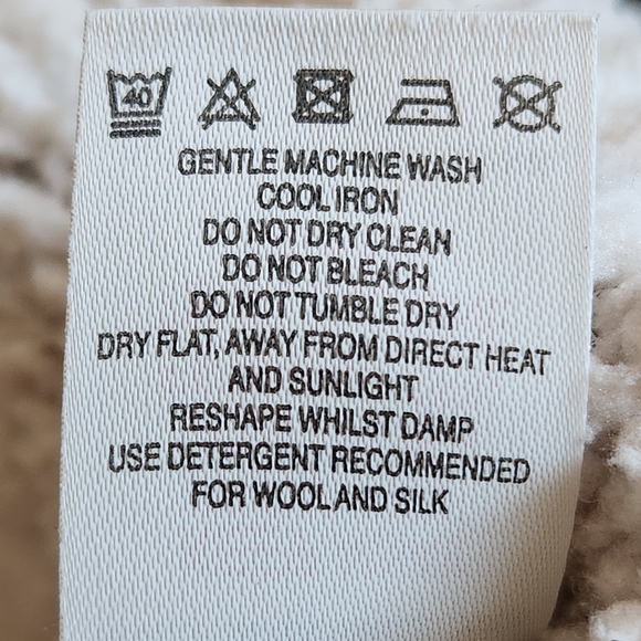 MINI BODEN Kids Shaggy Fleece Lined Hoodie Size 3 Gray Red Jacket - Picture 9 of 11